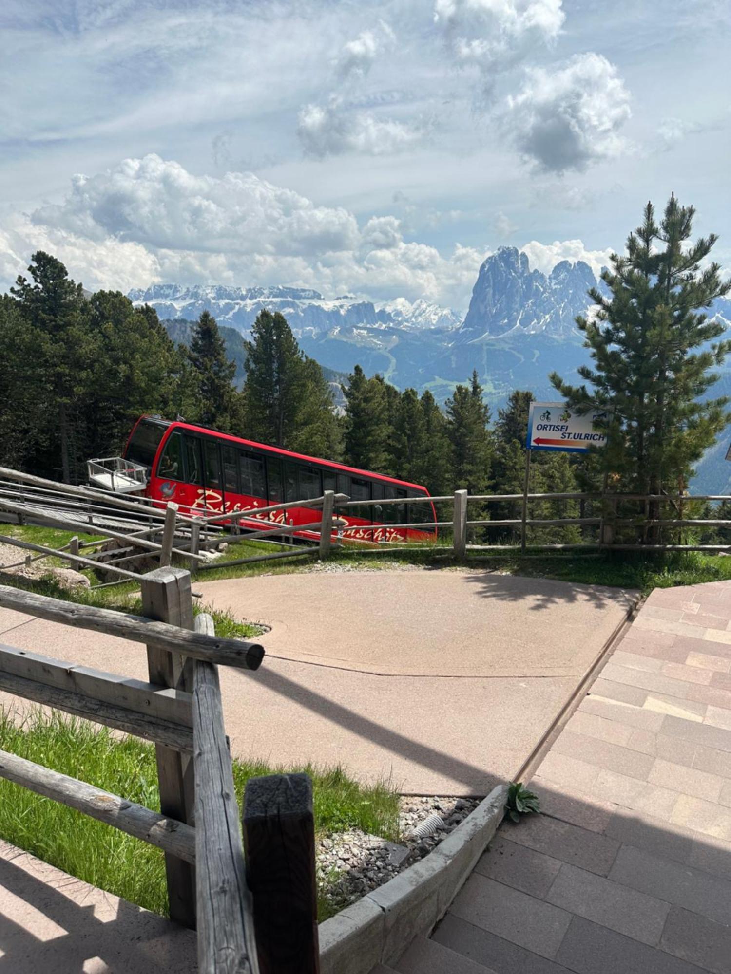 Chalet Da Mont Resciesa Ortisei Exteriér fotografie